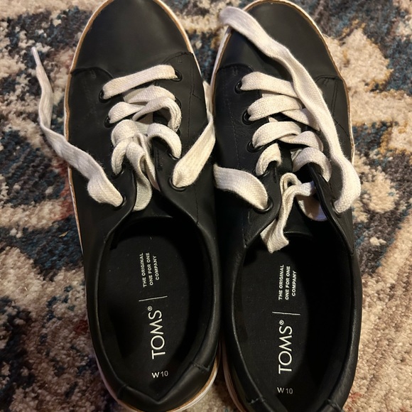 Alex Black Women’s TOMS Sneakers 10 - Picture 4 of 6